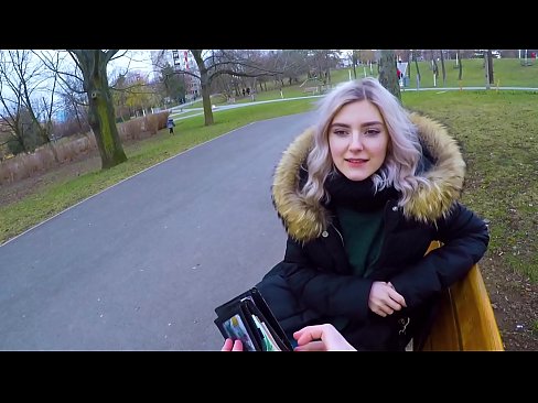 ❤️ Traga o semen quente dun estraño por diñeiro - mamada no parque de Eva Elfie Só porno na pornografía gl.hentaibar.ru ❤